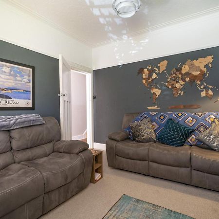 Vila Pass The Keys Wonderful 3Br Townhouse Top Location Cafes Belfast Exteriér fotografie