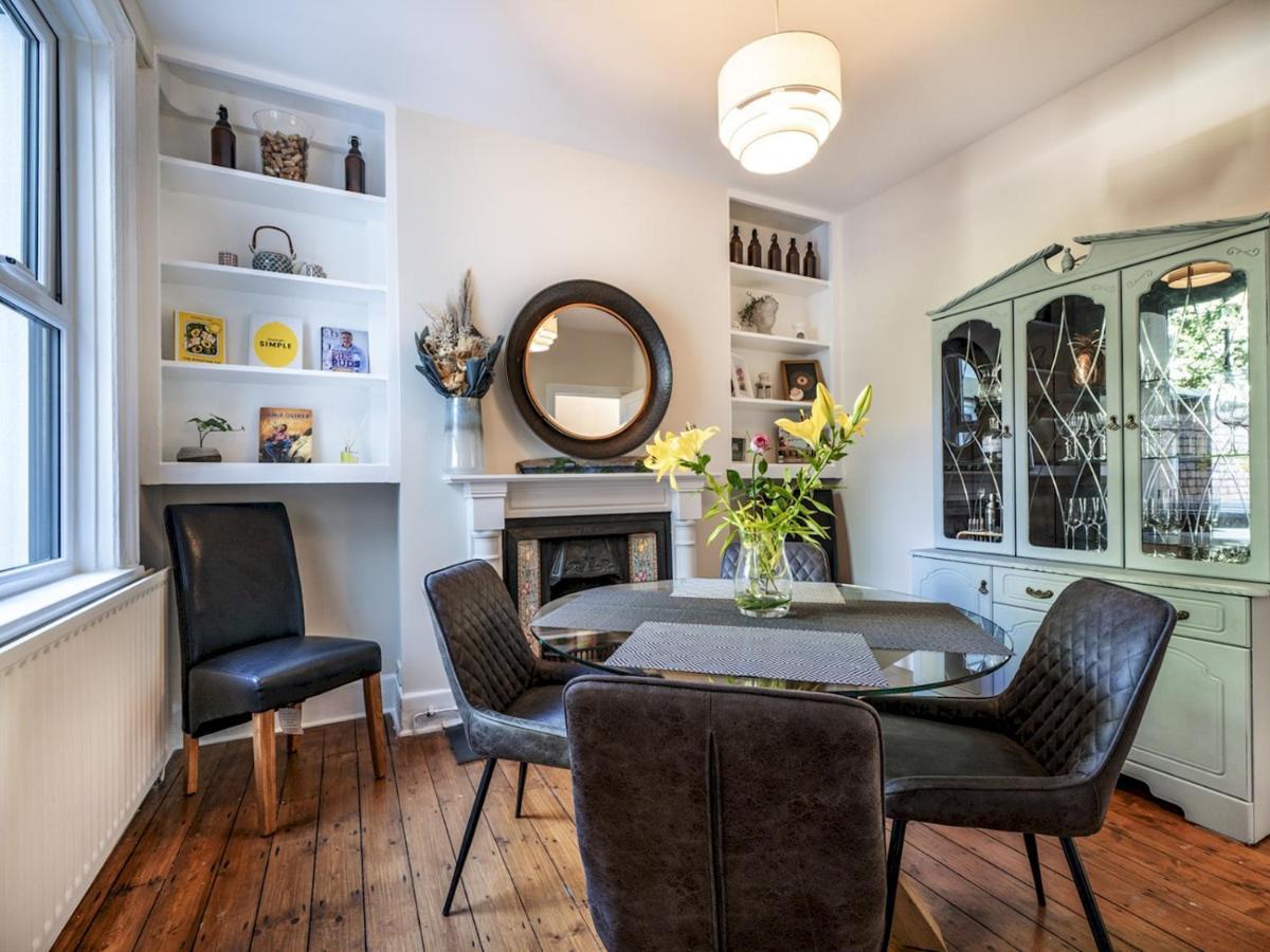 Vila Pass The Keys Wonderful 3Br Townhouse Top Location Cafes Belfast Exteriér fotografie